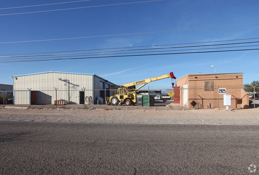 3 Industrial Parcels portfolio of 2 properties for sale on LoopNet.ca - Building Photo - Image 2 of 3