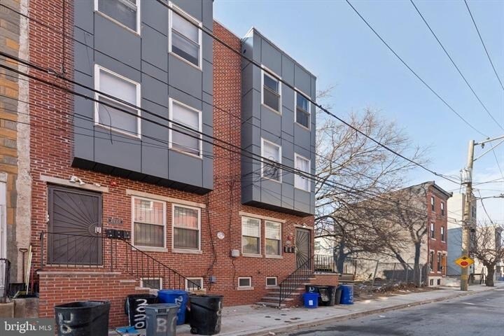 2022 N Woodstock St, Philadelphia, PA à vendre - Photo du bâtiment - Image 3 de 23