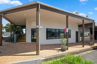 28-32 King St, Raymond Terrace à louer Photo du bâtiment- Image 1 de 9