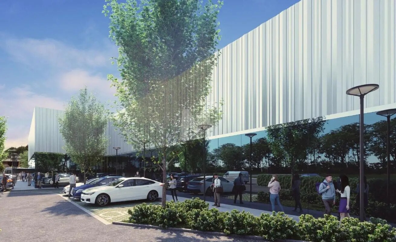 Retail in Sainte-Geneviève-des-Bois for lease Building Photo- Image 1 of 13