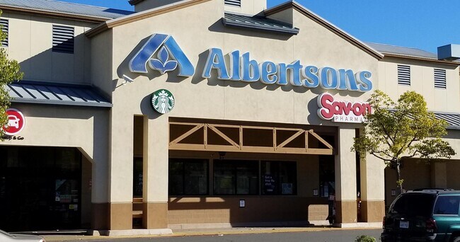 Plus de détails pour 1268 Madera Rd, Simi Valley, CA - Commerce de détail à louer