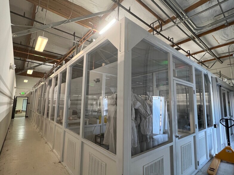 48001-48025 Fremont Blvd, Fremont, CA à louer - Photo intérieure - Image 3 de 11