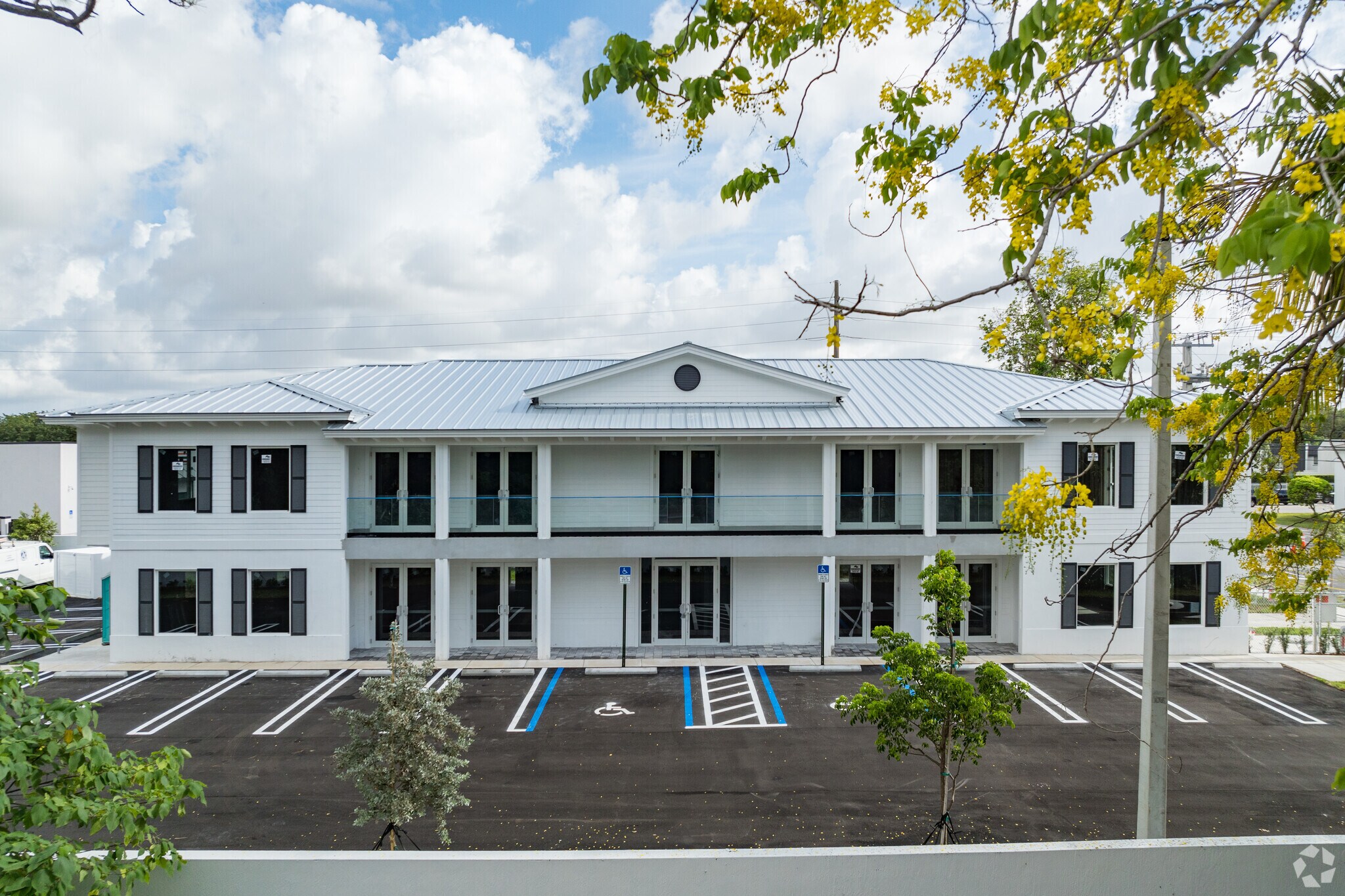 5620 SW 67th Ave, South Miami, FL à vendre Photo du bâtiment- Image 1 de 14