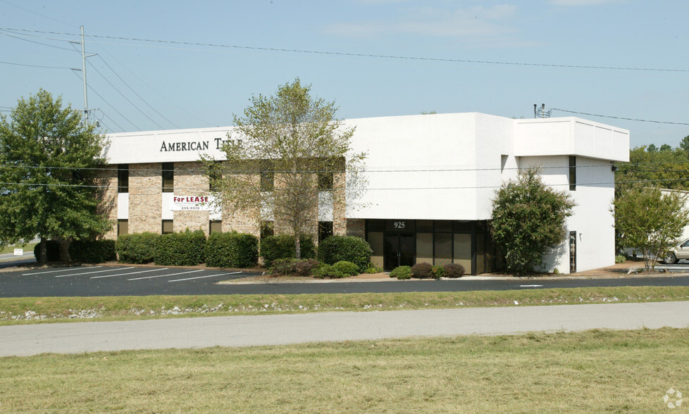 925 Industrial Dr, Old Hickory, TN à louer - Photo du bâtiment - Image 3 de 4