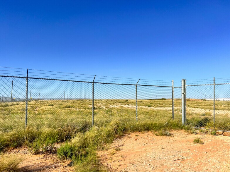 N County 1140 and I-20 rd, Midland, TX à vendre - Photo du bâtiment - Image 3 de 17