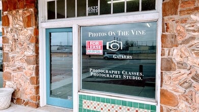 6523-6709 E Lancaster Ave, Fort Worth, TX for lease Interior Photo- Image 2 of 3