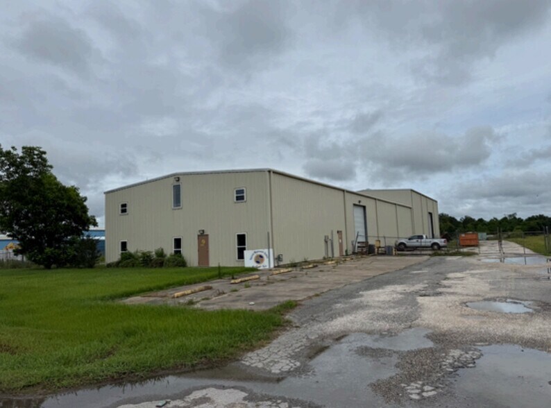 6754 US 90, Lake Charles, LA à vendre - Photo du bâtiment - Image 1 de 1