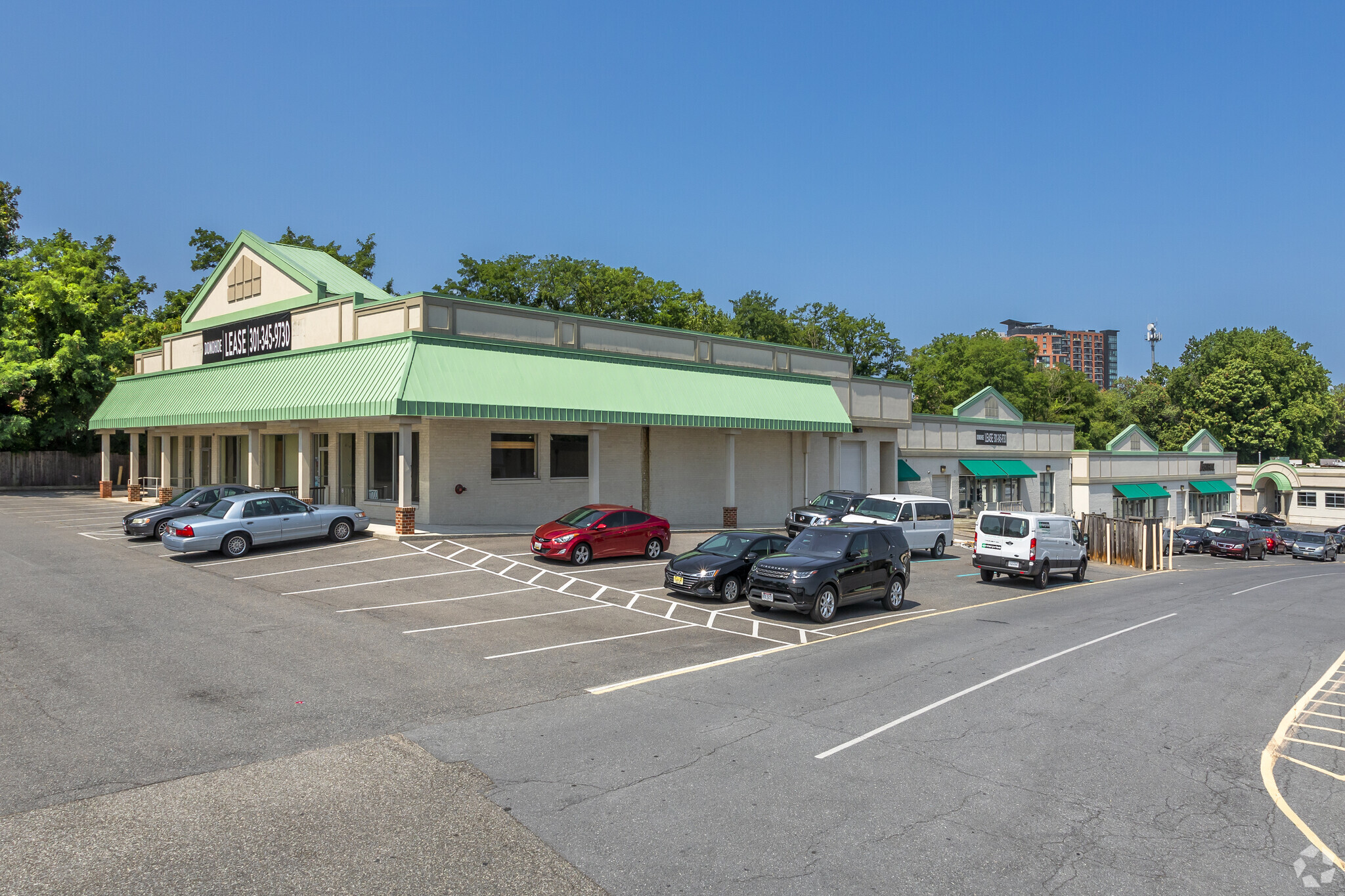 11700-11716 Parklawn Dr, Rockville, MD for sale Building Photo- Image 1 of 1