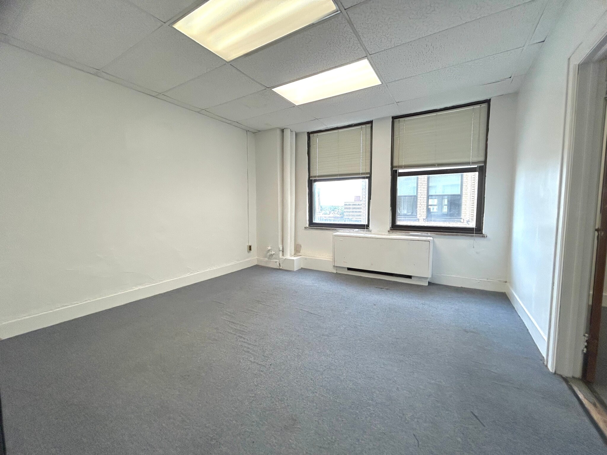 175 Main St, White Plains, NY for lease Interior Photo- Image 1 of 5