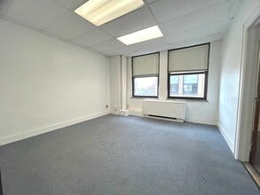 175 Main St, White Plains, NY for lease Interior Photo- Image 1 of 5