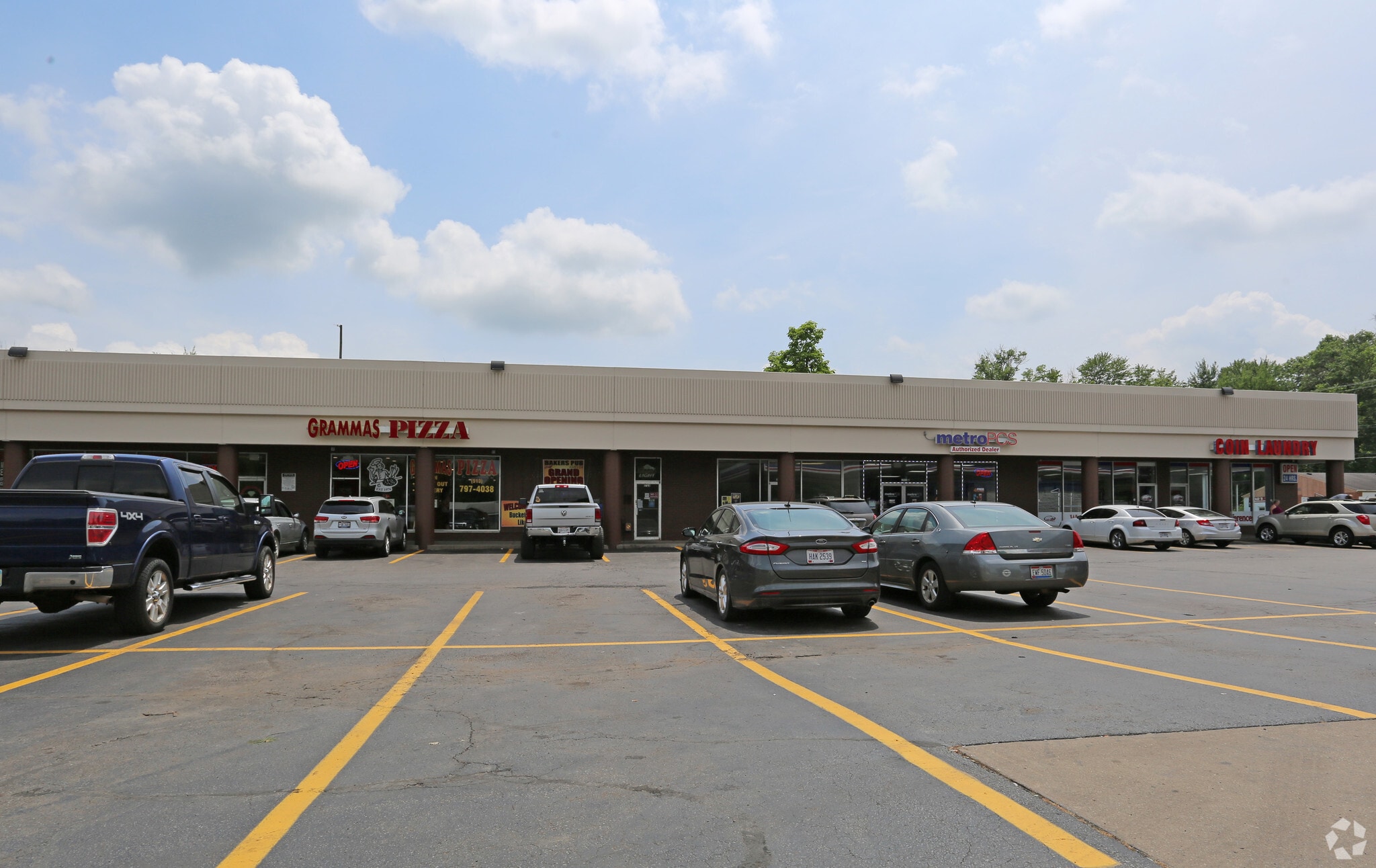 1721-1727 E Ohio Pike, Amelia, OH for lease Primary Photo- Image 1 of 5