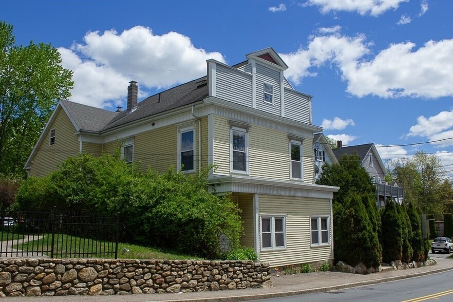 9-11 Maple St, Spencer, MA for sale - Building Photo - Image 2 of 42