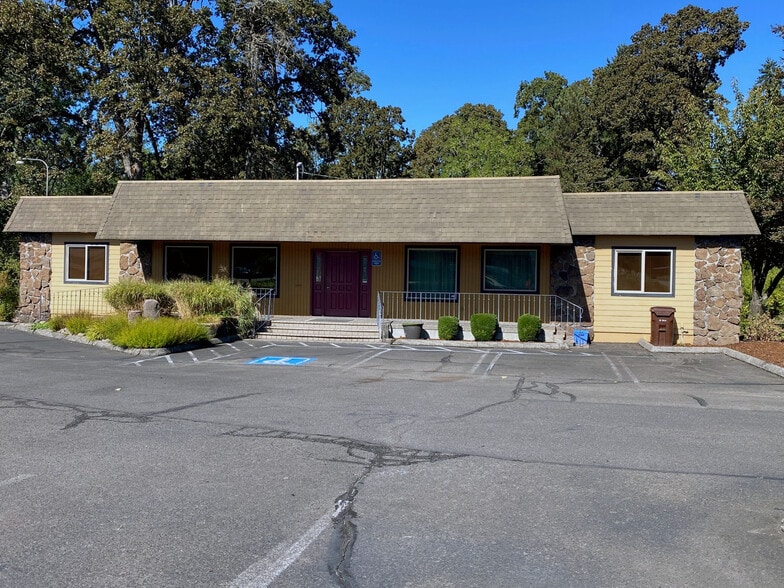 13033 SE Rusk Rd, Portland, OR for lease - Building Photo - Image 2 of 12