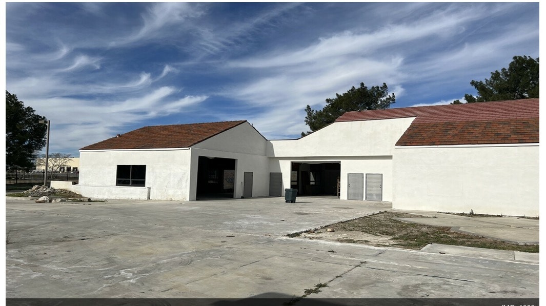 4130 Hallmark Pky, San Bernardino, CA for lease Primary Photo- Image 1 of 6