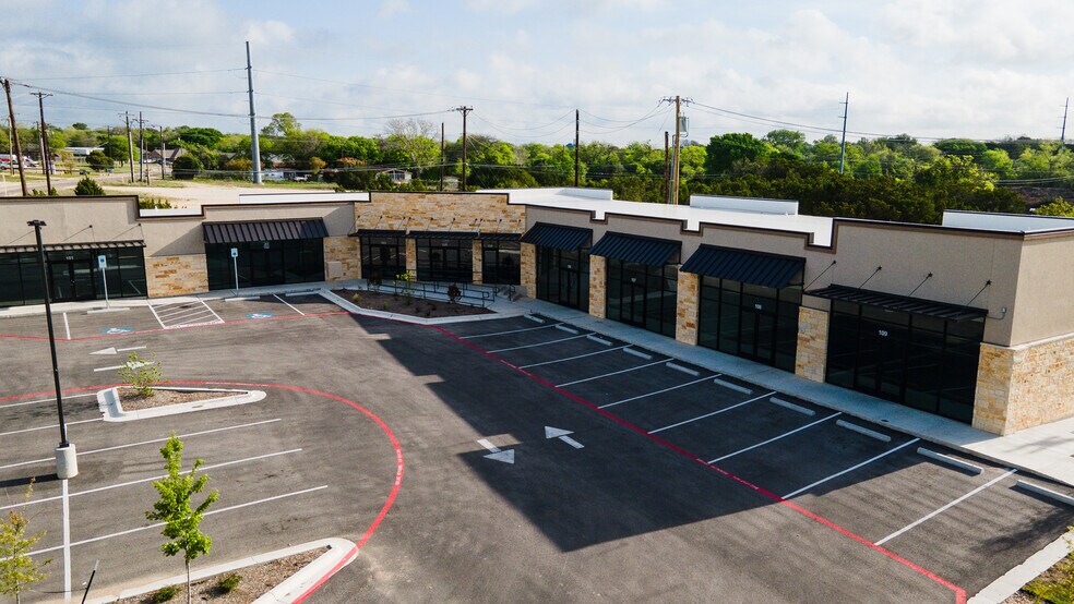 2315 Indian Trl, Harker Heights, TX à louer - Photo du bâtiment - Image 3 de 5