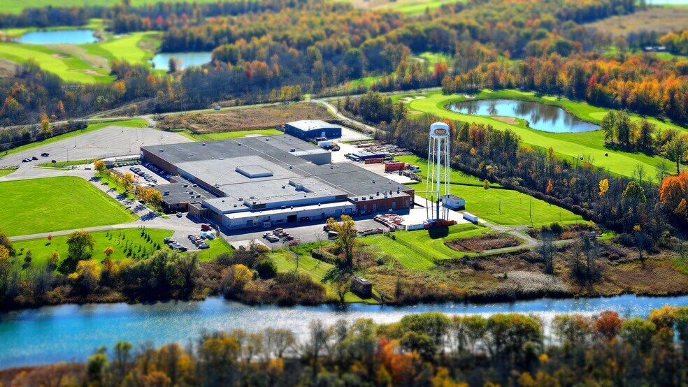 9127 Montrose Rd, Niagara Falls, ON à vendre - Photo principale - Image 1 de 1