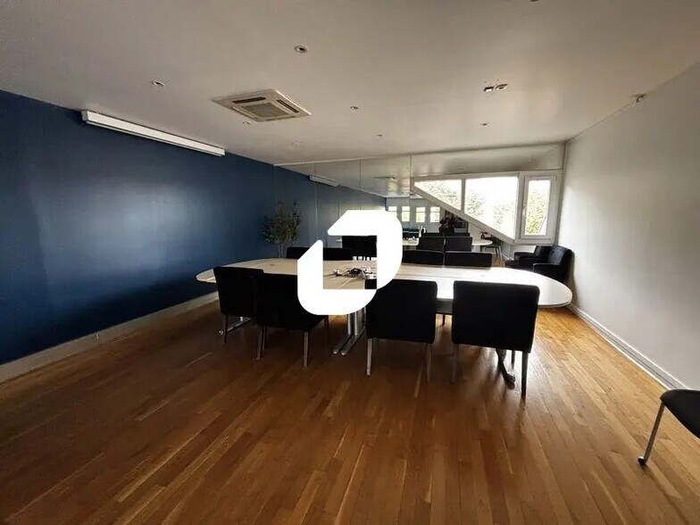 Bureau dans Ris-Orangis à louer - Photo intérieure - Image 3 de 11