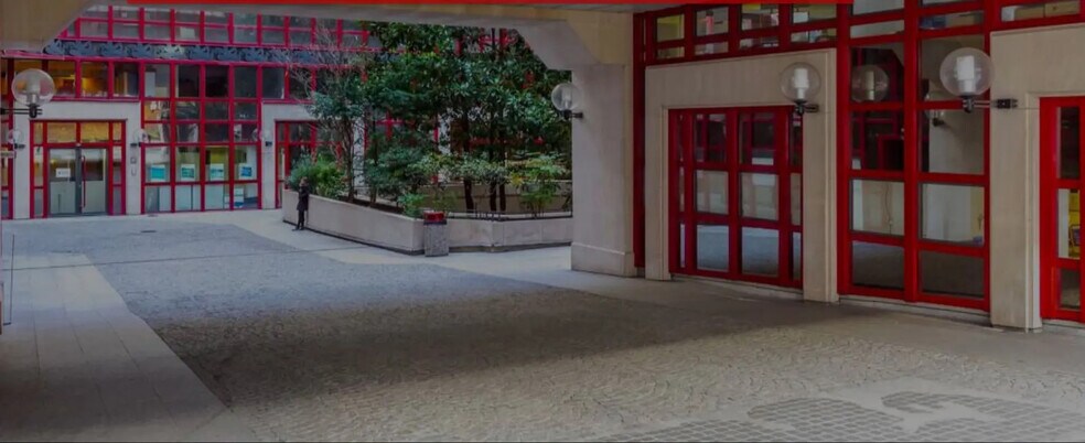 Bureau dans Paris à vendre - Photo du bâtiment - Image 2 de 8