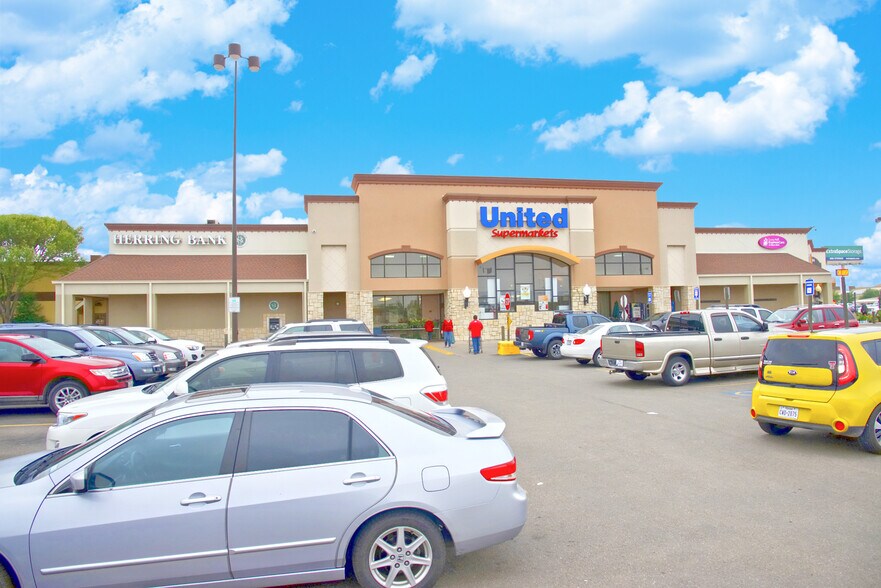 5807-5809 W 45th Ave, Amarillo, TX à louer - Photo du bâtiment - Image 1 de 15