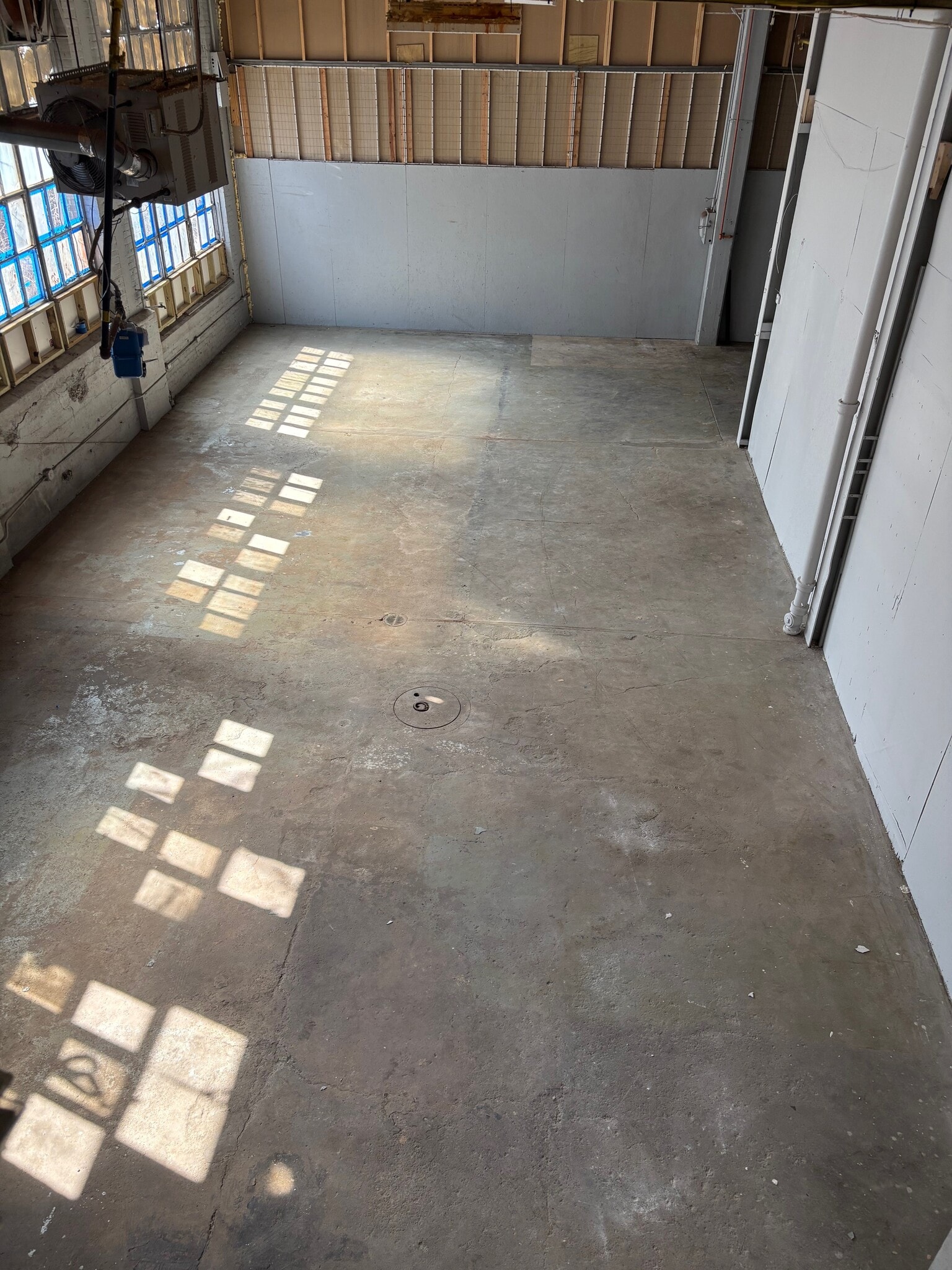 55 Conduit St, Lincoln, RI for lease Interior Photo- Image 1 of 4