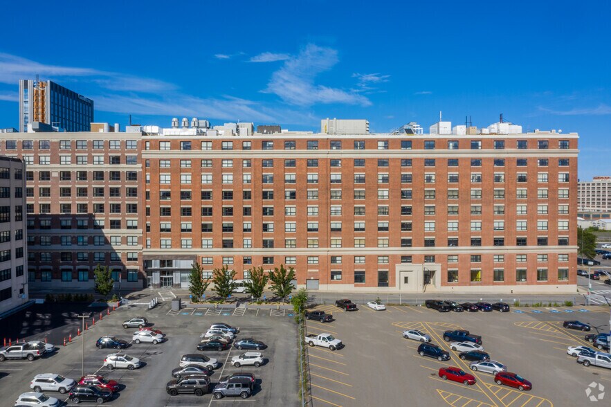 451 D St, Boston, MA à louer - Photo du bâtiment - Image 3 de 16