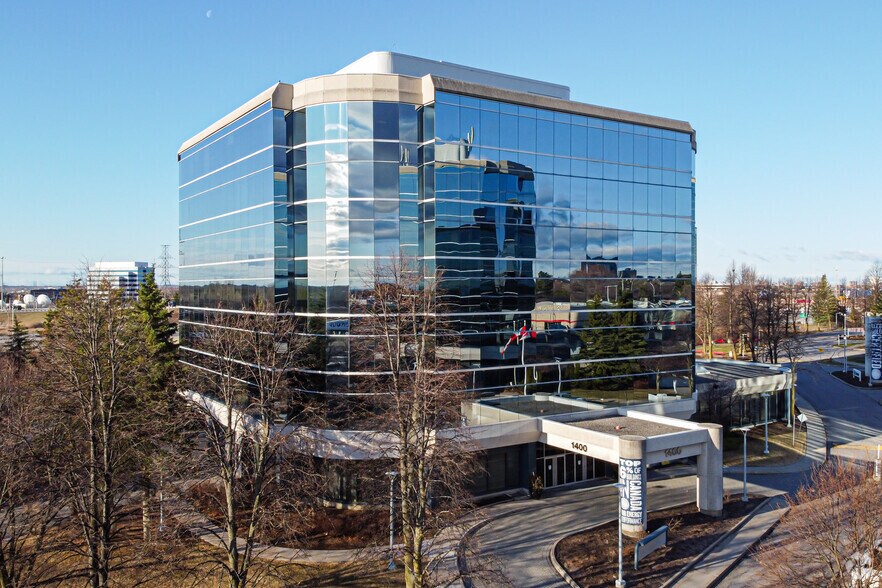 1400 Blair Towers Pl, Ottawa, ON à louer - Photo du bâtiment - Image 1 de 15