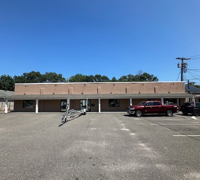 65-71 Sycamore St, Patchogue, NY for sale - Building Photo - Image 1 of 23