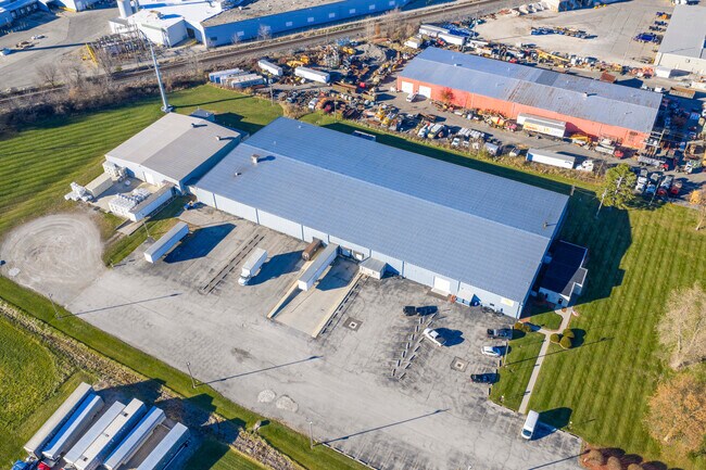 Plus de détails pour 1375 Isaac Beal Rd, Bucyrus, OH - Industriel à vendre