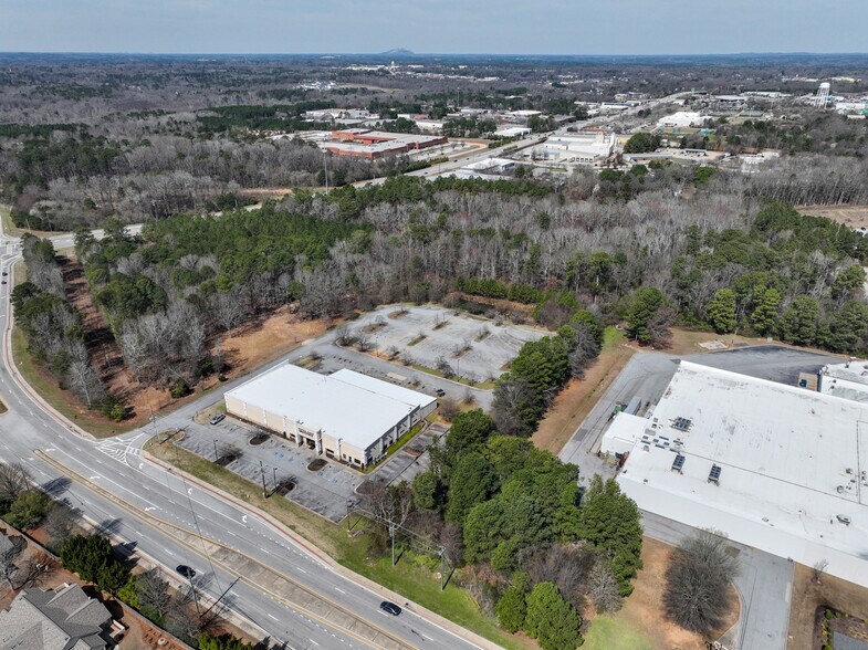 1720 Parker Rd SE, Conyers, GA for sale - Building Photo - Image 3 of 8