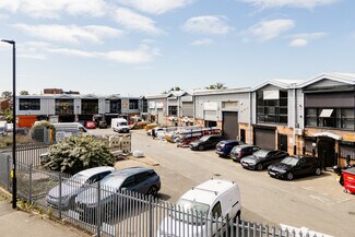 Plus de détails pour Bridge Rd, Southall - Industriel à vendre