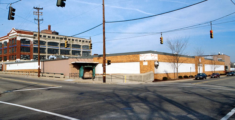 3011 Stanton Ave, Cincinnati, OH for lease - Building Photo - Image 3 of 25