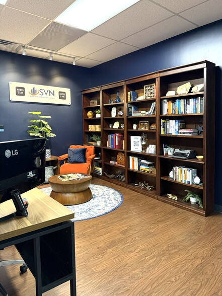 7003 Chadwick Dr, Brentwood, TN for lease - Building Photo - Image 3 of 17