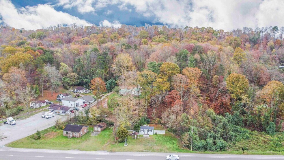 2303 Roane State Hwy, Harriman, TN à vendre - Photo du bâtiment - Image 2 de 25