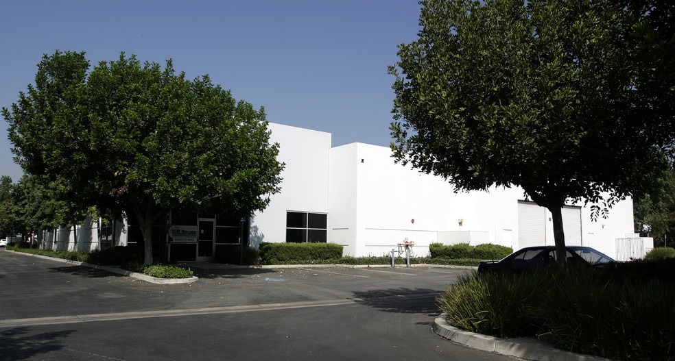 13170 Spring St, Baldwin Park, CA for lease - Building Photo - Image 2 of 28