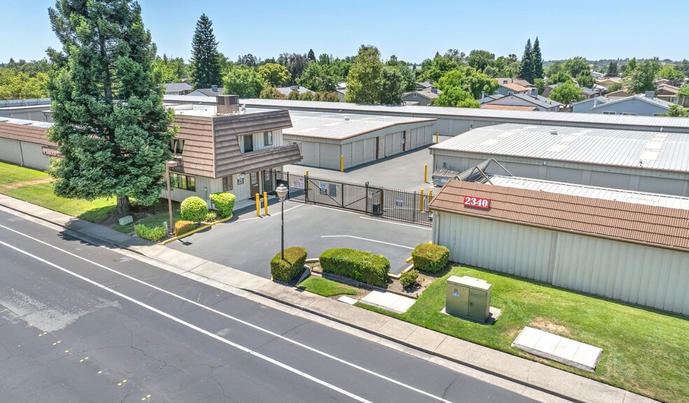 2340 Sierra Meadows Dr, Rocklin, CA à vendre - Photo du bâtiment - Image 1 de 7
