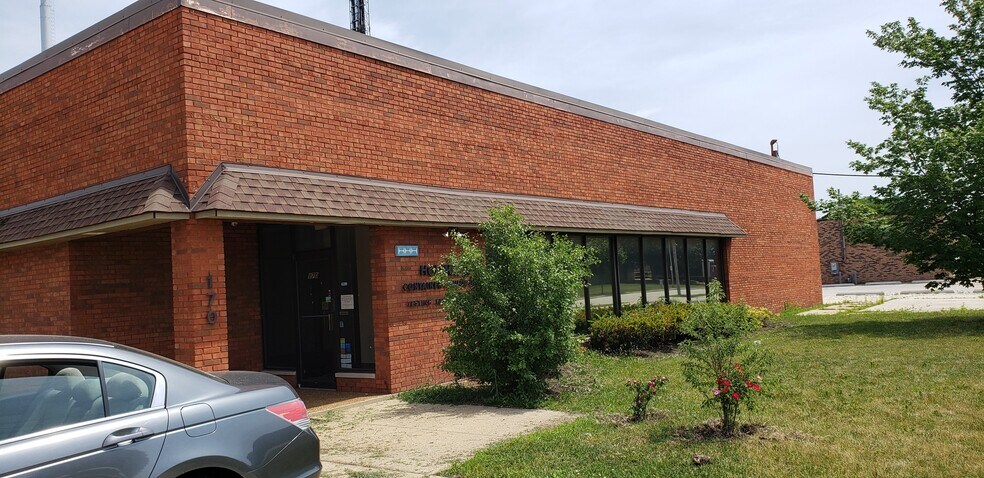 170 Shepard Ave, Wheeling, IL à louer - Photo du bâtiment - Image 1 de 3