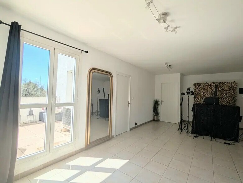 Commerce de détail dans Avignon à vendre - Photo intérieure - Image 2 de 3