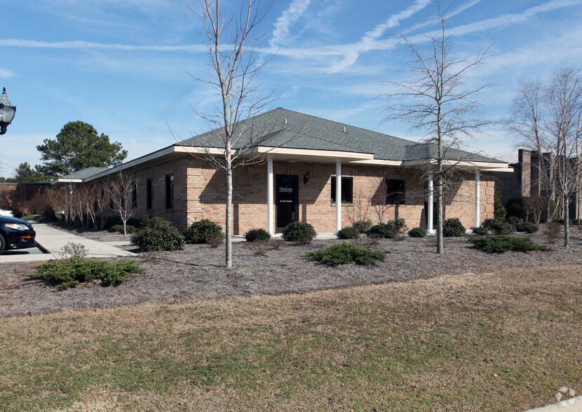 5505 Business Dr, Wilmington, NC à louer - Photo du bâtiment - Image 2 de 4