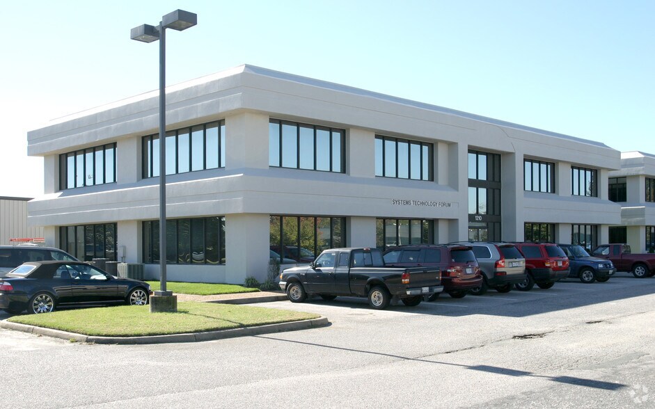 1210 Progressive Dr, Chesapeake, VA à louer - Photo du bâtiment - Image 1 de 6