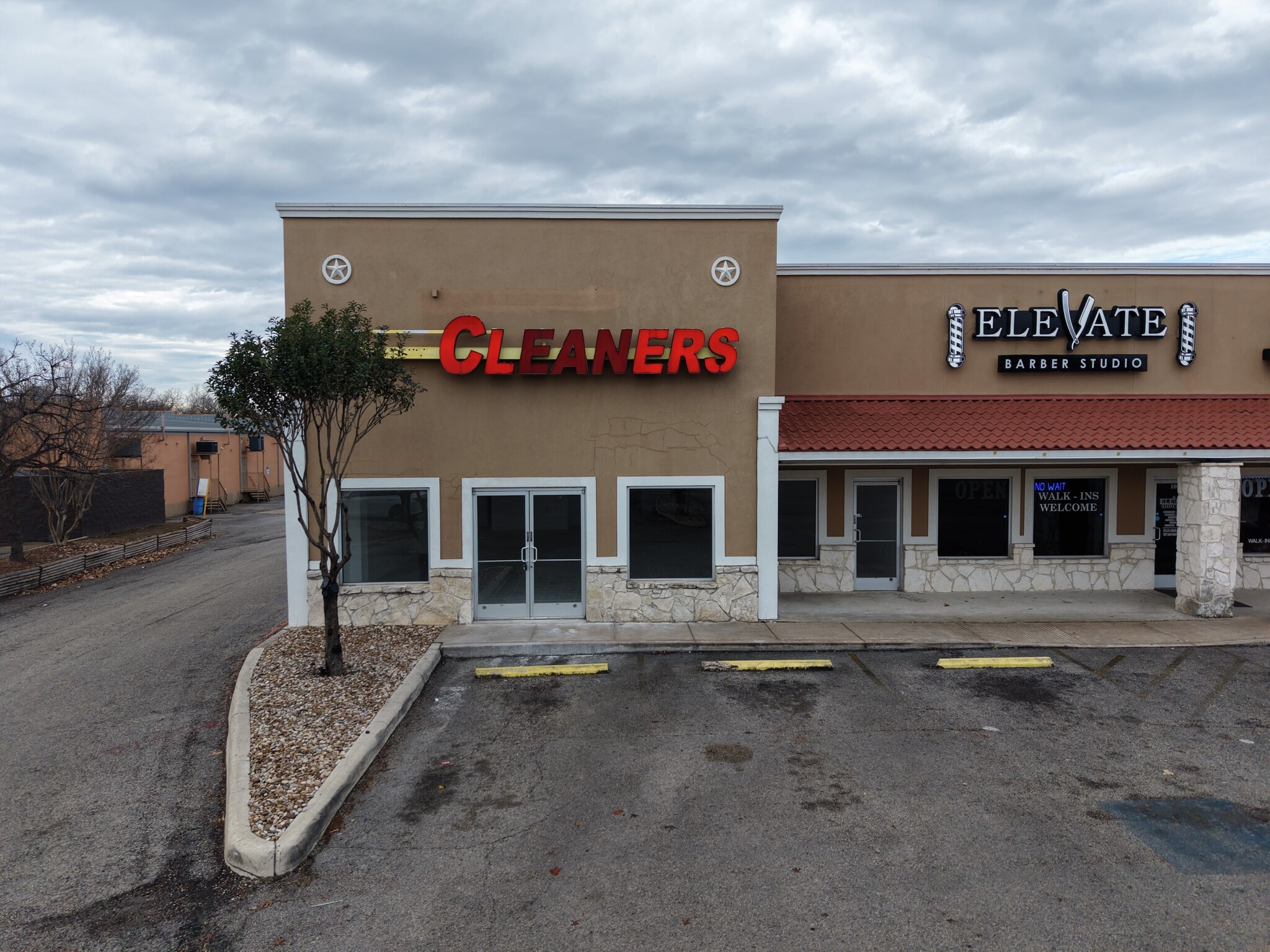 9262 Culebra Rd, San Antonio, TX for lease Primary Photo- Image 1 of 23