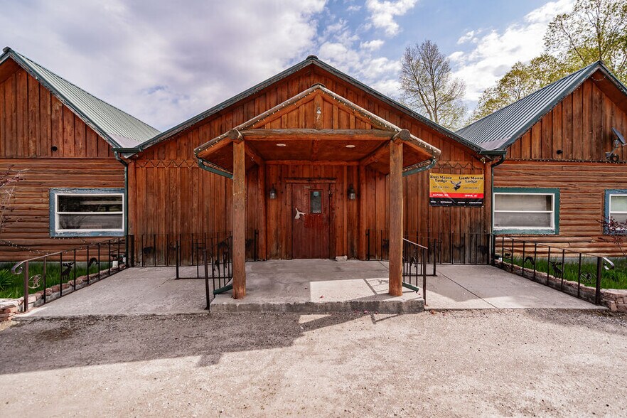 3427 Swan Valley Hwy, Irwin, ID à vendre - Photo du bâtiment - Image 3 de 94