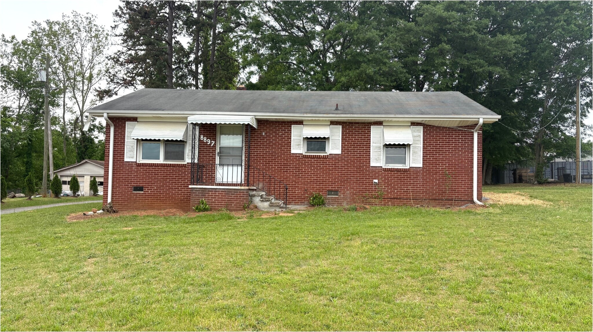 8897 Asheville Hwy, Boiling Springs, SC for lease Primary Photo- Image 1 of 6