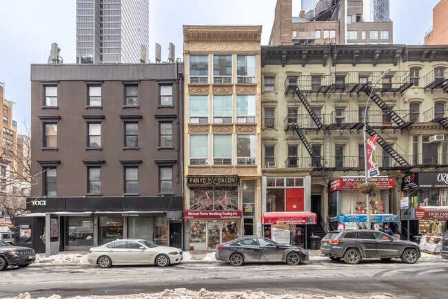 Plus de détails pour 57 W 28th St, New York, NY - Commerce de détail à louer