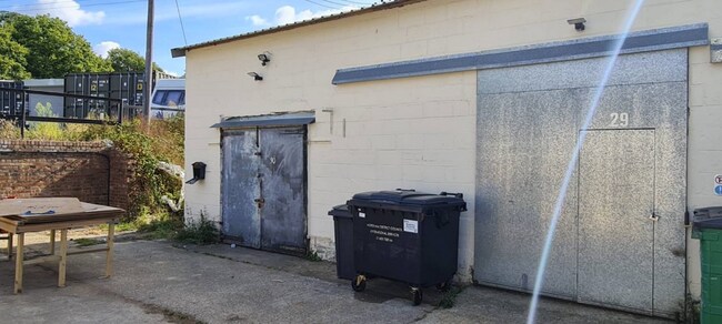 More details for Church Ln, Horsham - Industrial for Lease