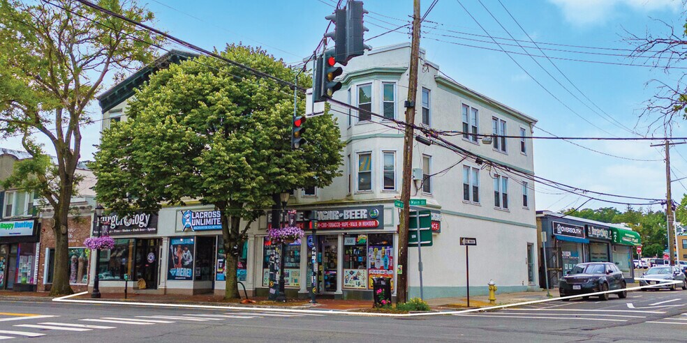 308-312 Main St, Huntington, NY à vendre - Photo du bâtiment - Image 3 de 7