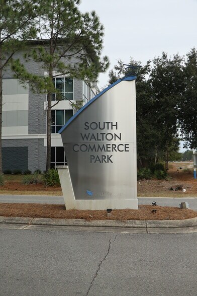 274 Serenoa Rd, Santa Rosa Beach, FL à louer - Photo du bâtiment - Image 2 de 14