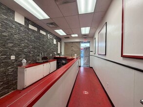 3201-3211 White Plains Rd, Bronx, NY for lease Building Photo- Image 2 of 3