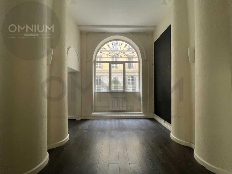 Bureau dans Lyon à louer - Photo intérieure - Image 2 de 6