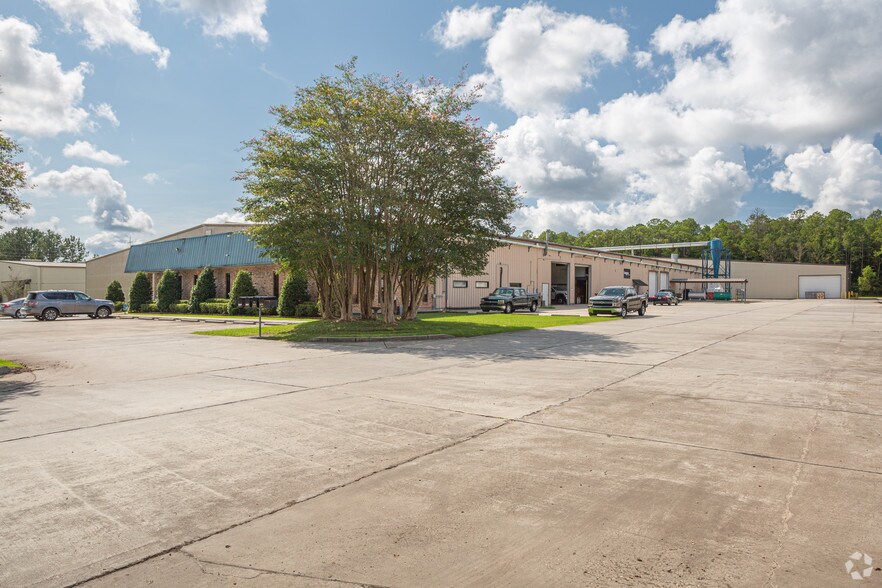 1750 South Ln, Mandeville, LA à louer - Photo du bâtiment - Image 2 de 32