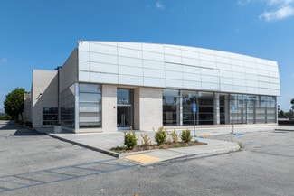 More details for 1701 Auto Center Dr, Oxnard, CA - Retail for Sale